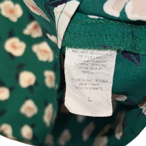 Hailey & Co. Green Floral Sleeveless Blouse – Size Large - Picture 3 of 4